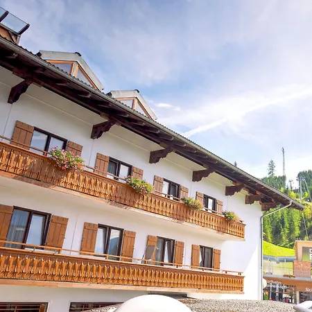 甘特温霍夫 - 维尔芬韦恩家庭度假酒店 4* 维尔芬翁