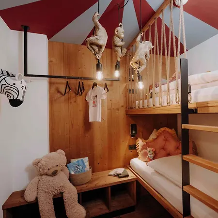 אתר נופש Gut Wenghof - Family 4*