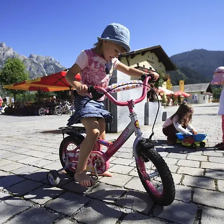 Gut Wenghof - Family Resort Werfenweng