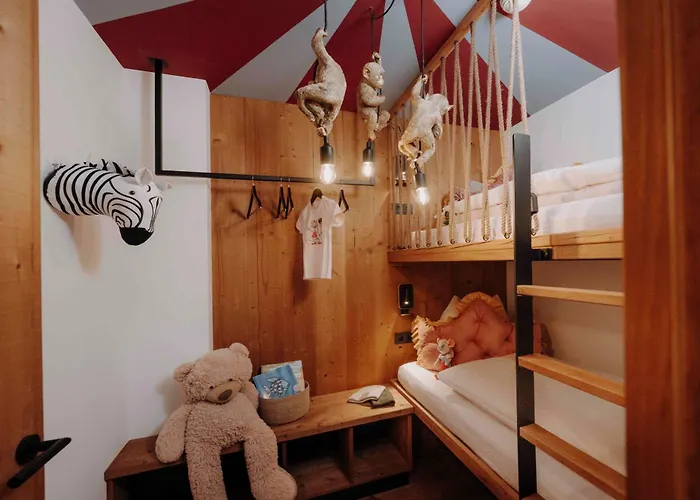 Resort Gut Wenghof - Family 4*